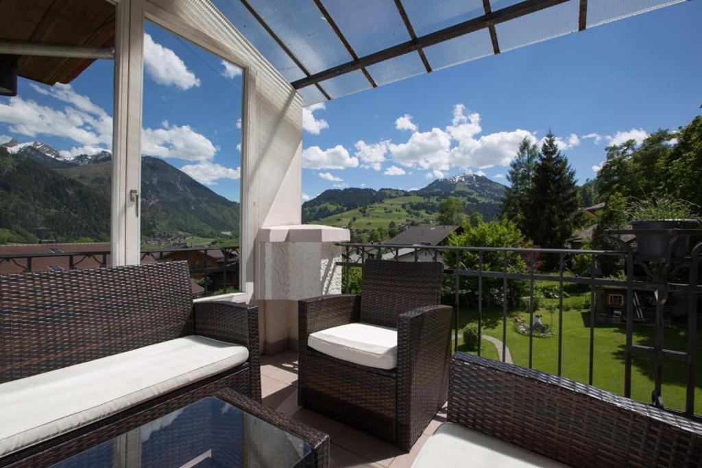Sonnegg Hotel Zweisimmen Bagian luar foto